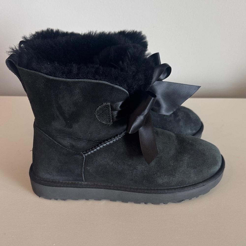 UGG Black Suede Fur-Trim Bow Back Ankle Booties - Picture 3 of 7